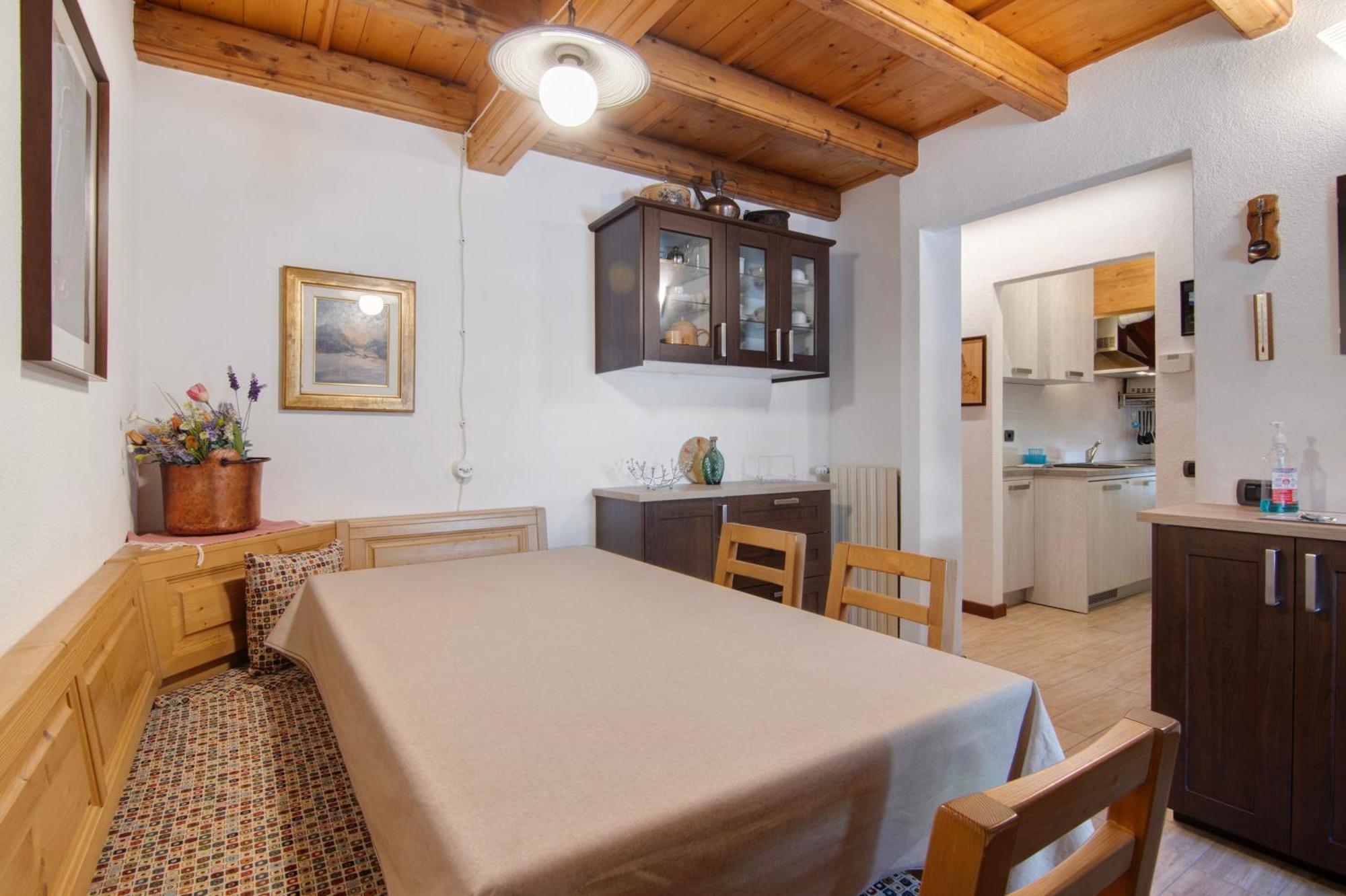 Ginepro Casa Vacanze Madesimo Luaran gambar