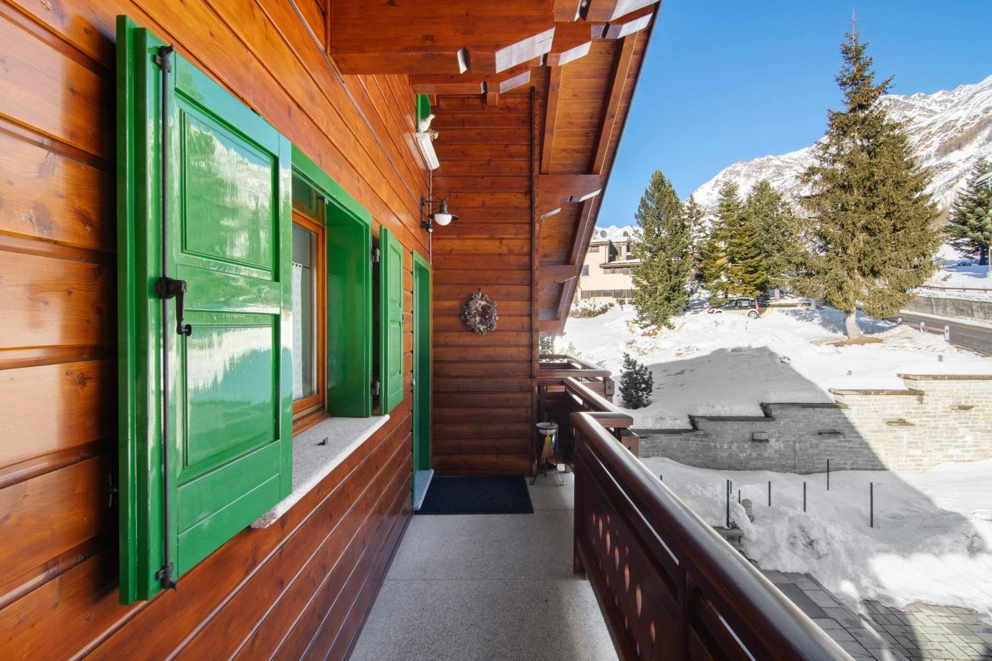 Ginepro Casa Vacanze Madesimo Luaran gambar